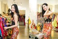 Hoa hậu Thùy Dung khoe dáng chuẩn thử váy áo đi Italy